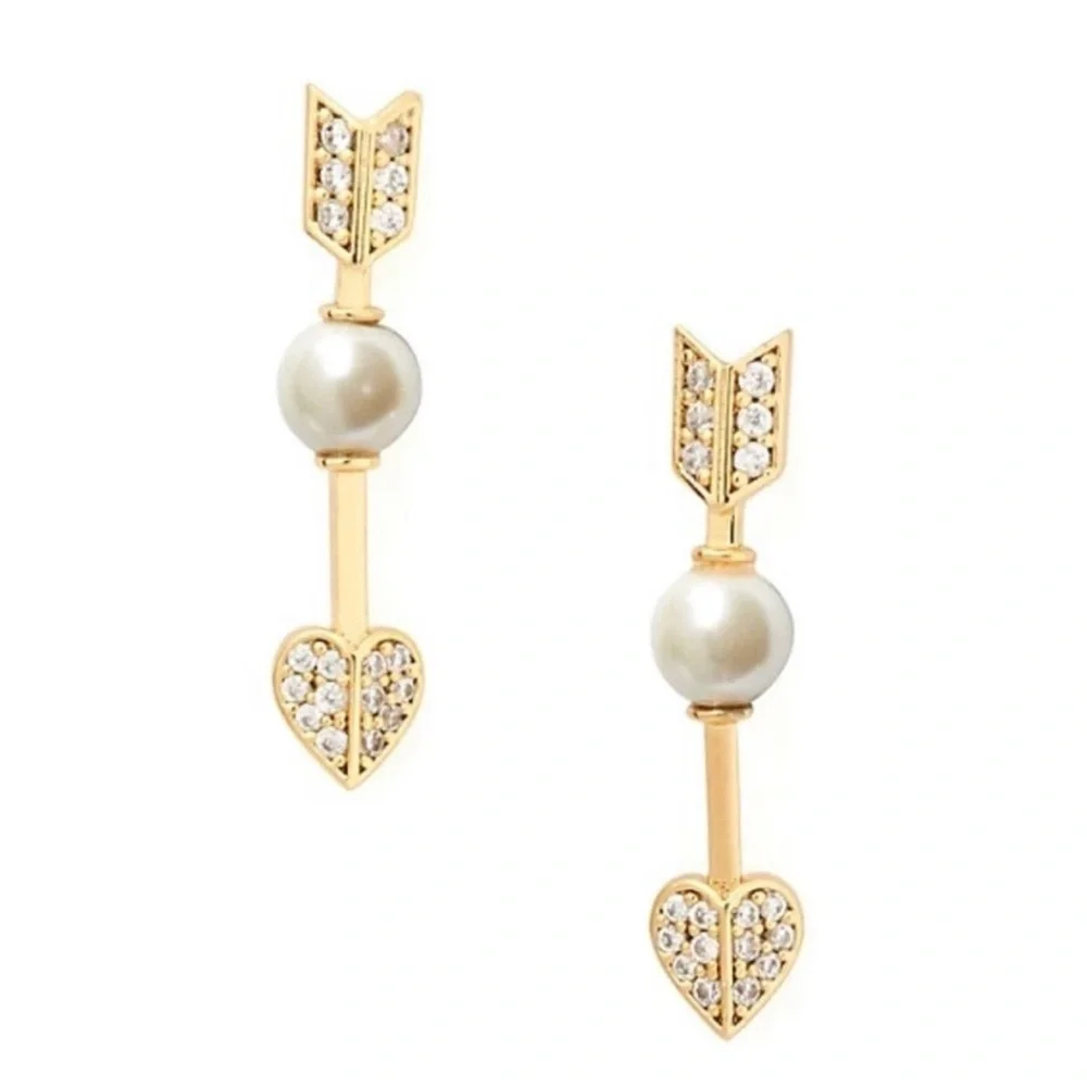 Kate Spade Love Game Ear Pin Earrings Gold Heart Arrow Pearl NWT and Dust Bag